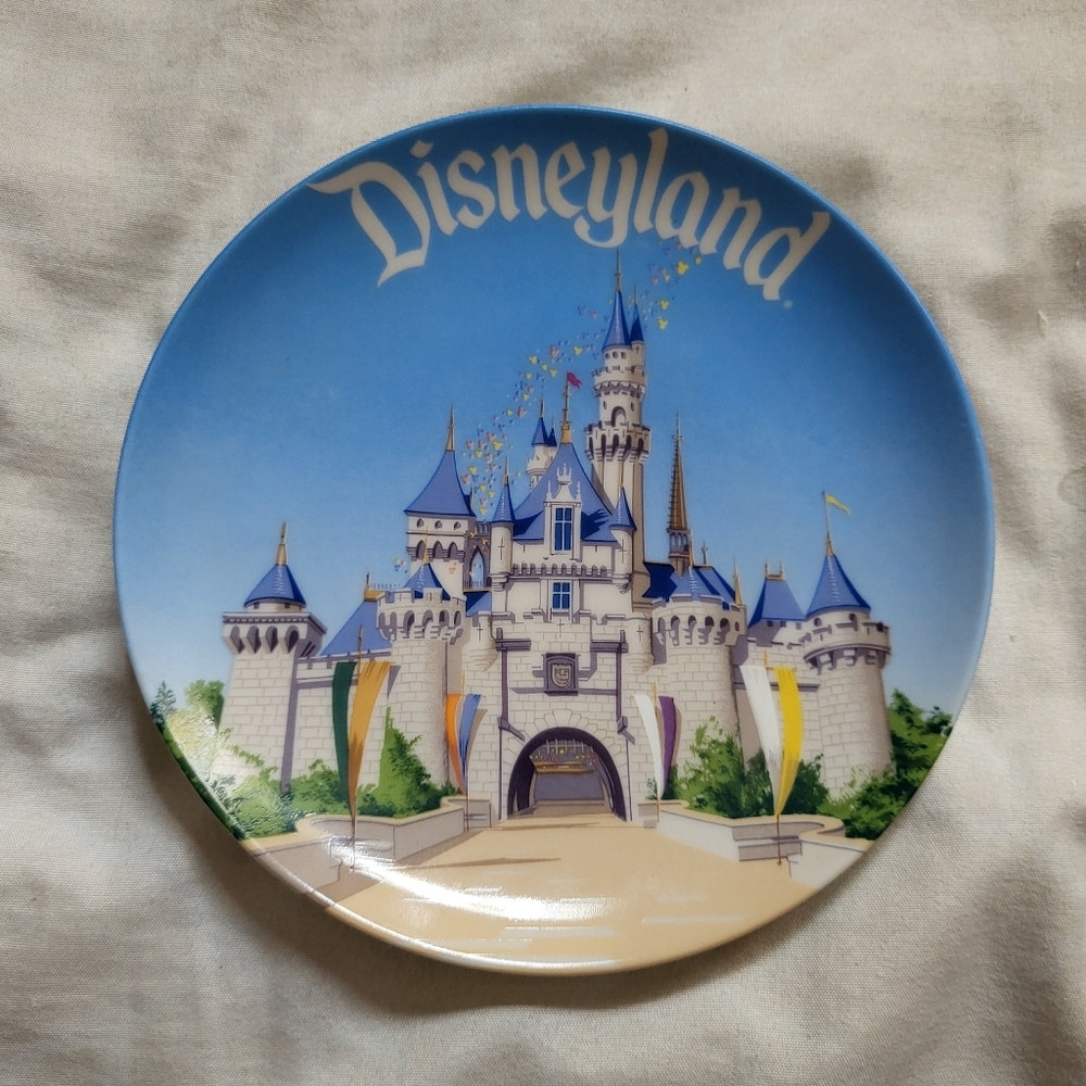 VTG Disneyland 6" Collectors Plate